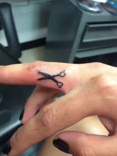 tatuagens no dedo