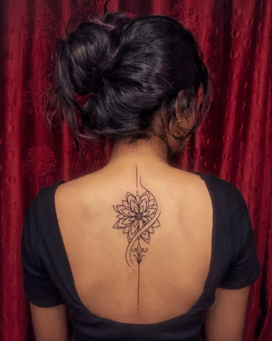 tattoo para as costas feminina