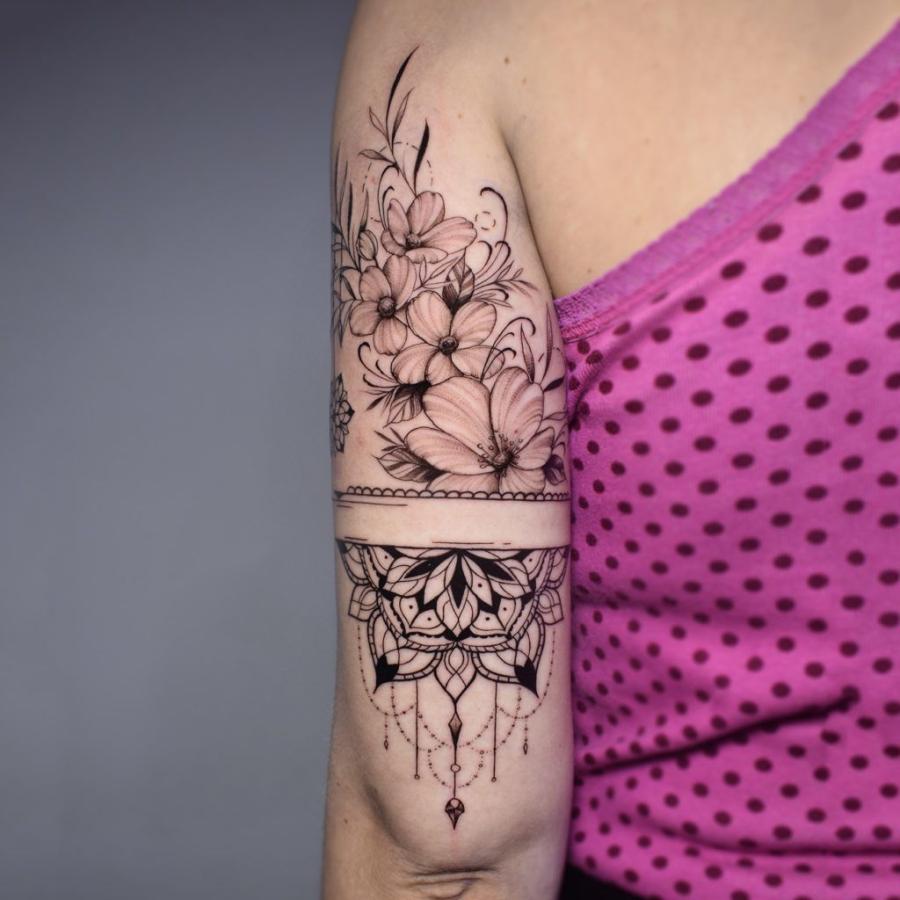 Ideias de tattoo femininas no braço | Ponto da Mulher