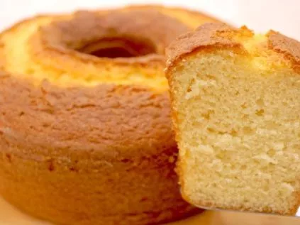 Aprenda a fazer um bolo comum simples e saboroso